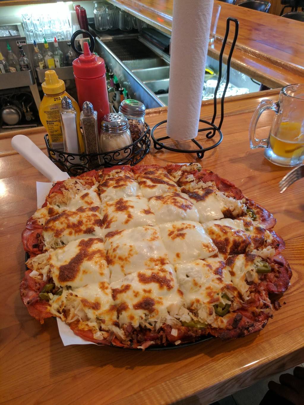 Brewsters Bar & Grill | restaurant | 9856 50th St W, Lonsdale, MN 55046, USA | 5077442370 OR +1 507-744-2370