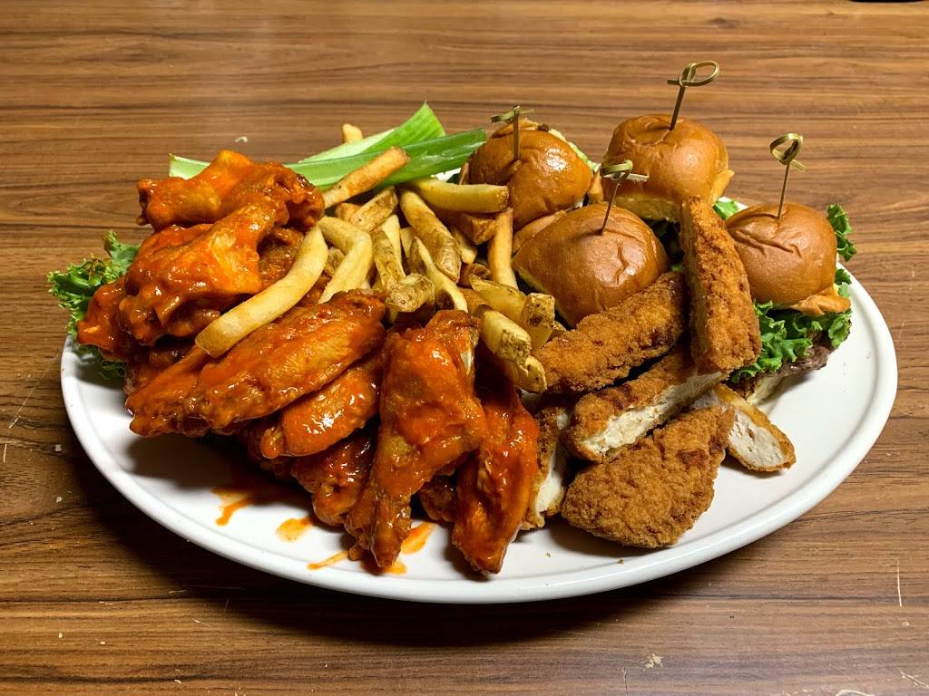 Dos Rios Tavern on the Green | restaurant | 3260 Fairway Dr, Pico Rivera, CA 90660, USA | 5628014229 OR +1 562-801-4229