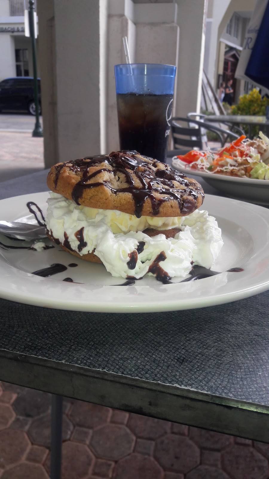 J J Muggs Stadium Grill | restaurant | 1203 Town Center Dr, Jupiter, FL 33458, USA | 5616309669 OR +1 561-630-9669