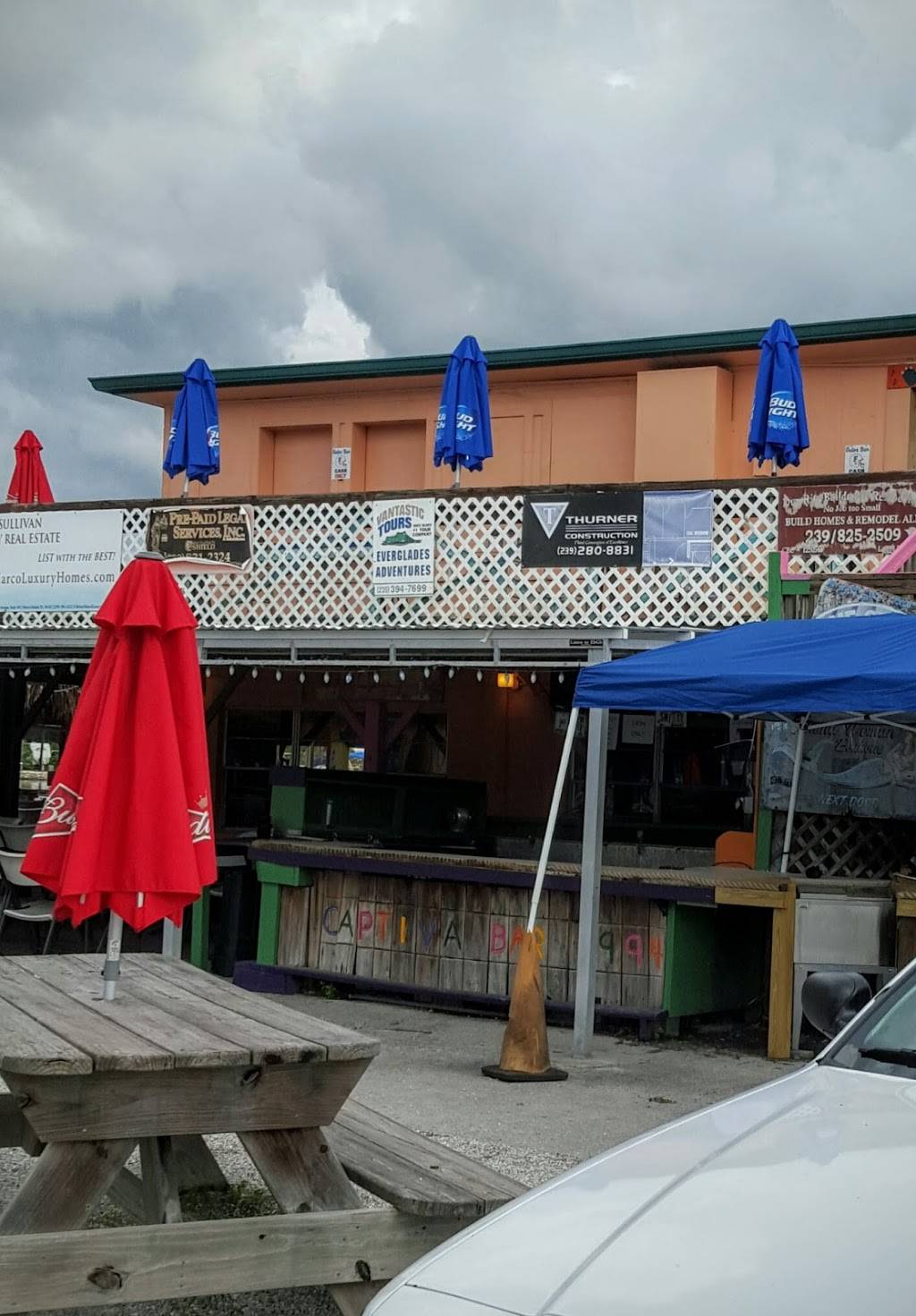 Stans Idle Hour Restaurant | restaurant | 221 Goodland Dr, Goodland, FL 34140, USA | 2393943041 OR +1 239-394-3041