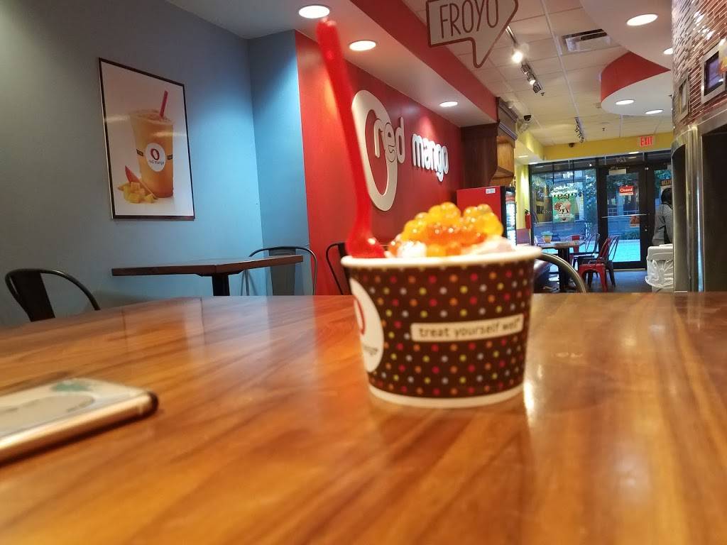 Red Mango | restaurant | 124 E 4th St, Fort Worth, TX 76102, USA | 8177829001 OR +1 817-782-9001