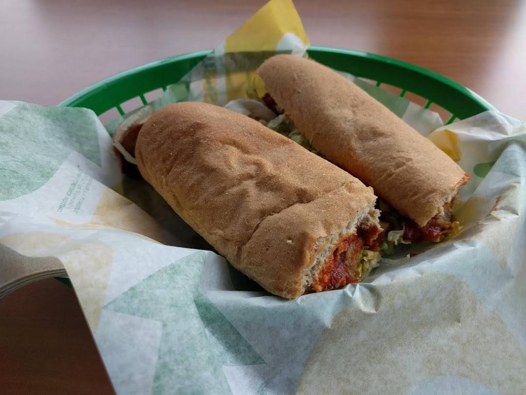 Subway | restaurant | 3104 W 26th St, Erie, PA 16506, USA | 8148330537 OR +1 814-833-0537