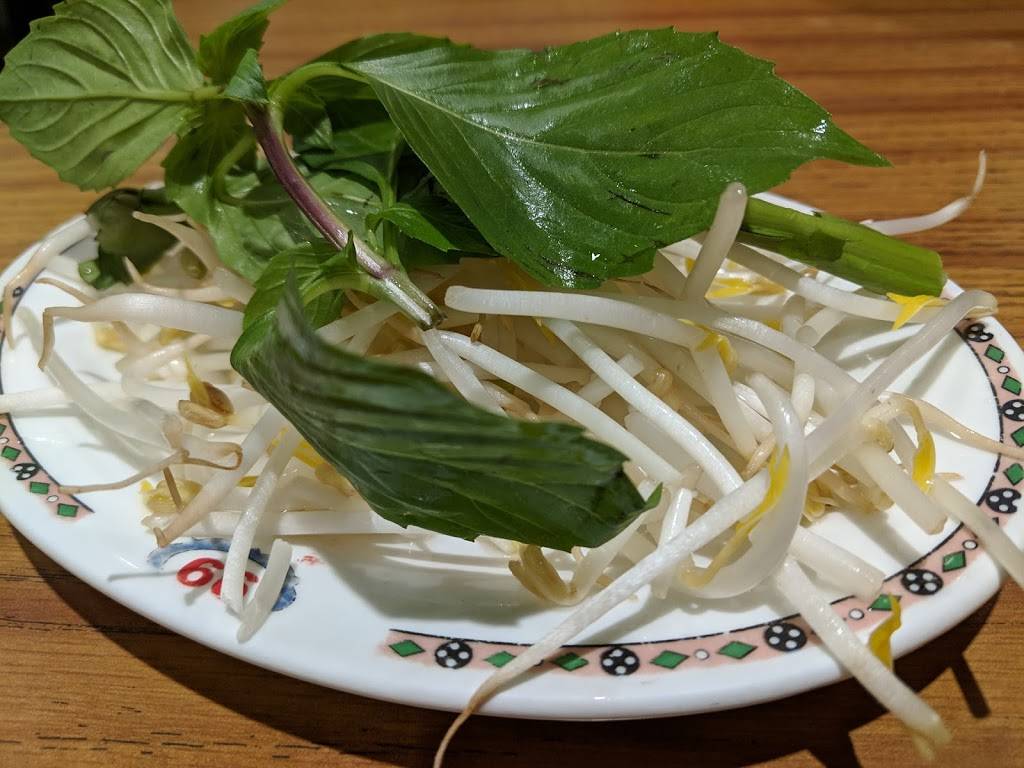 Pho-Com 99 | restaurant | 3100 Dixie Rd #4, Mississauga, ON L4Y 2A6, Canada | 9059498899 OR +1 905-949-8899