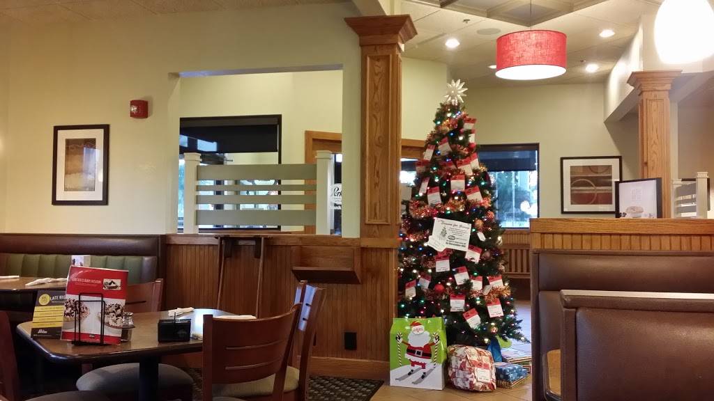 Perkins Restaurant & Bakery | restaurant | 6001 S Salford Blvd, North Port, FL 34287, USA | 9412572130 OR +1 941-257-2130