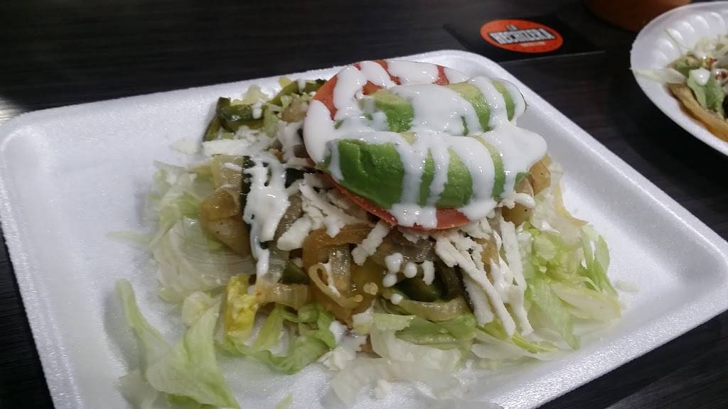 Tortas La Hechizera | restaurant | 13531 Montfort Dr #127, Dallas, TX 75240, USA | 9729808021 OR +1 972-980-8021