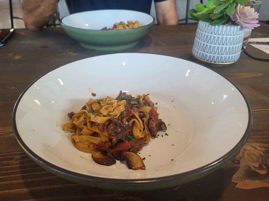 Farmers Grain Kitchen + Cellar | restaurant | 102 W 1st St, Edmond, OK 73003, USA | 4052163524 OR +1 405-216-3524