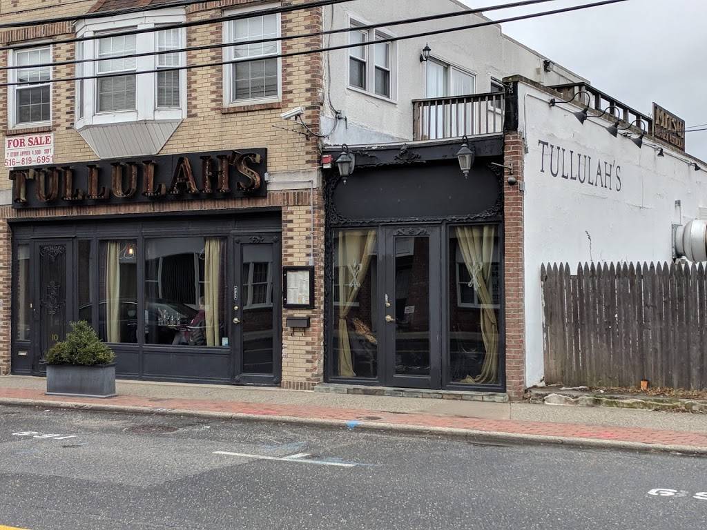 Tullulahs | restaurant | 12 4th Ave, Bay Shore, NY 11706, USA | 6319699800 OR +1 631-969-9800