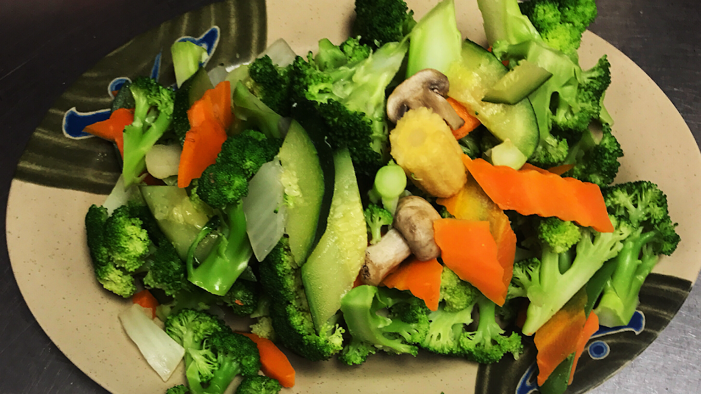 Chopsticks Chinese Cuisine | restaurant | 6891 A St Suite 215, Lincoln, NE 68510, USA | 4024899175 OR +1 402-489-9175