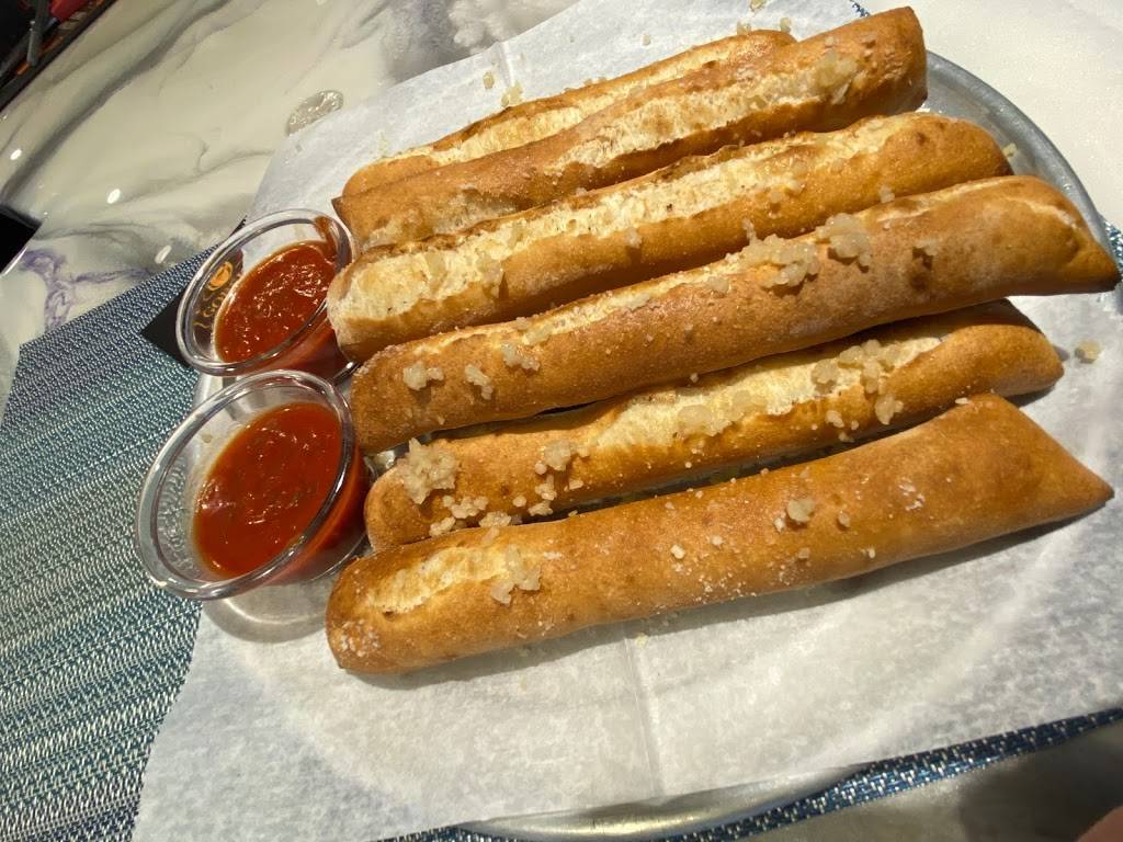 Gorskis | restaurant | 450 Orbiting Dr, Mosinee, WI 54455, USA | 7156934001 OR +1 715-693-4001