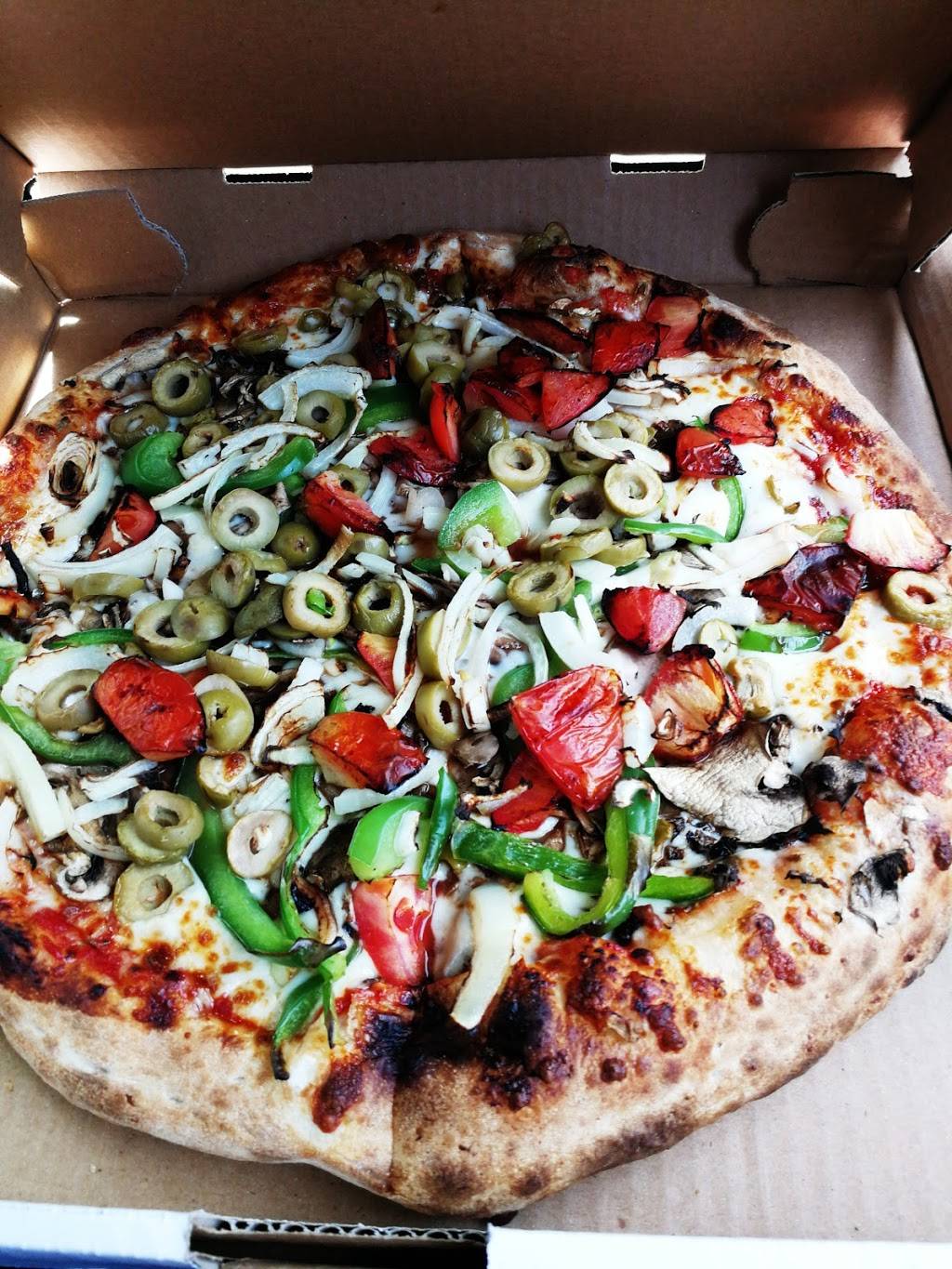 La Pizzeria Pointe | restaurant | 1016 Boulevard Taschereau, La Prairie, QC J5R 1W6, Canada | 4506590659 OR +1 450-659-0659