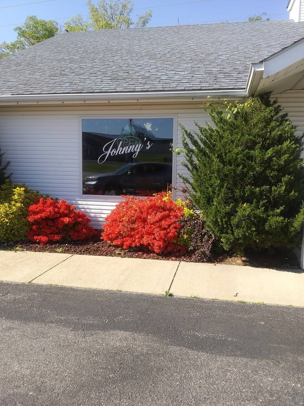 Johnnys | restaurant | 4803 West Blvd, Poplar Bluff, MO 63901, USA | 5736862101 OR +1 573-686-2101