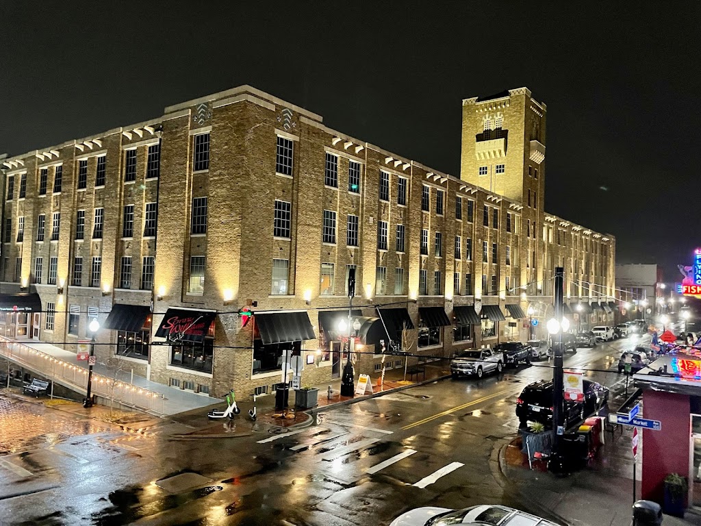 Sonny Williams Steak Room | restaurant | 500 President Clinton Ave #1, Little Rock, AR 72201, USA | 5013242999 OR +1 501-324-2999