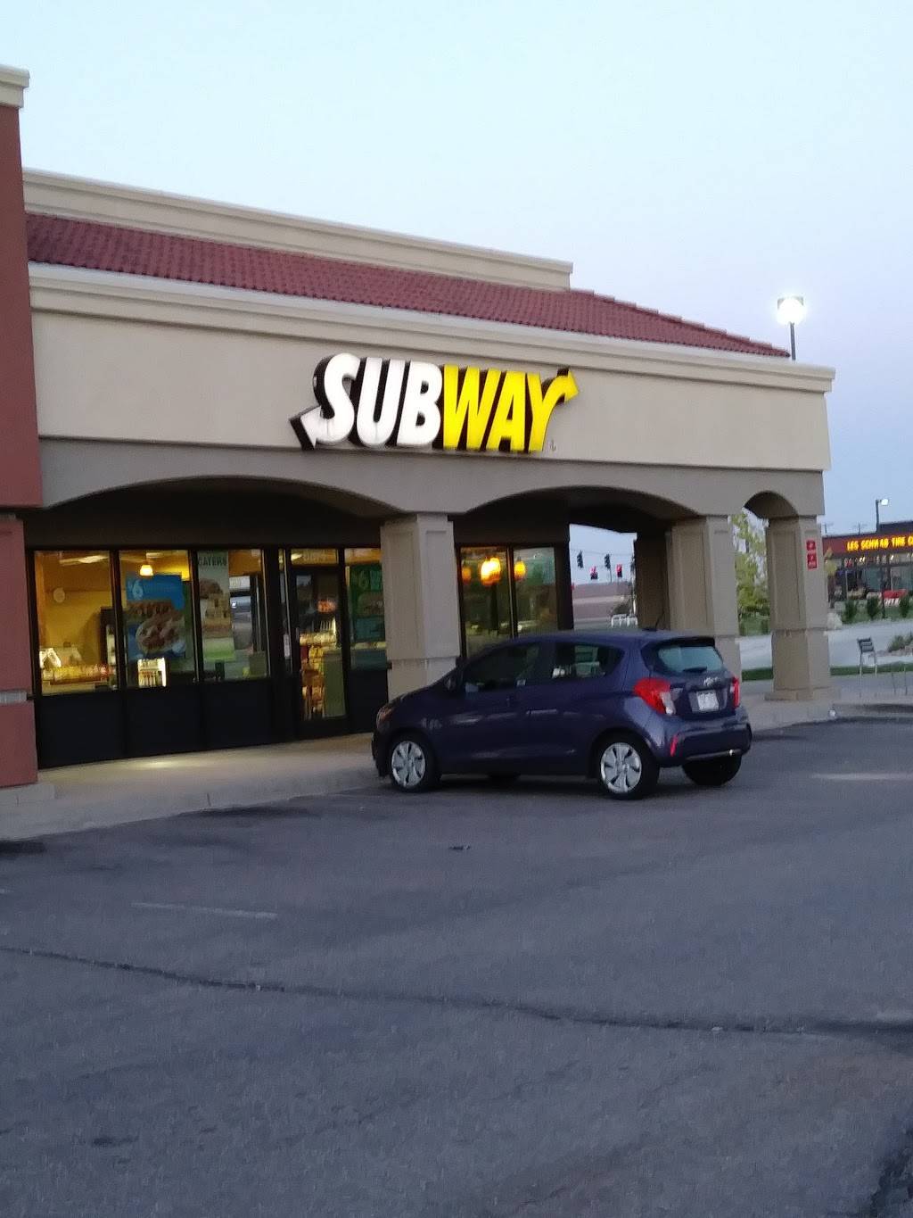 Subway | meal takeaway | 6871 Mesa Ridge Pkwy Unit B-8, Fountain, CO 80817, USA | 7193825966 OR +1 719-382-5966