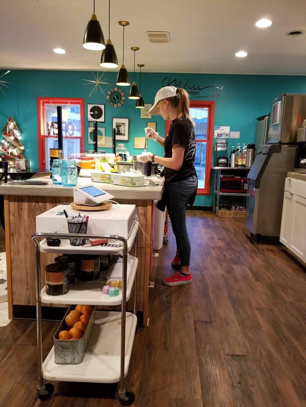 Bliss Crepery | restaurant | 14 Briarcrest Square, Hershey, PA 17033, USA | 7172986022 OR +1 717-298-6022