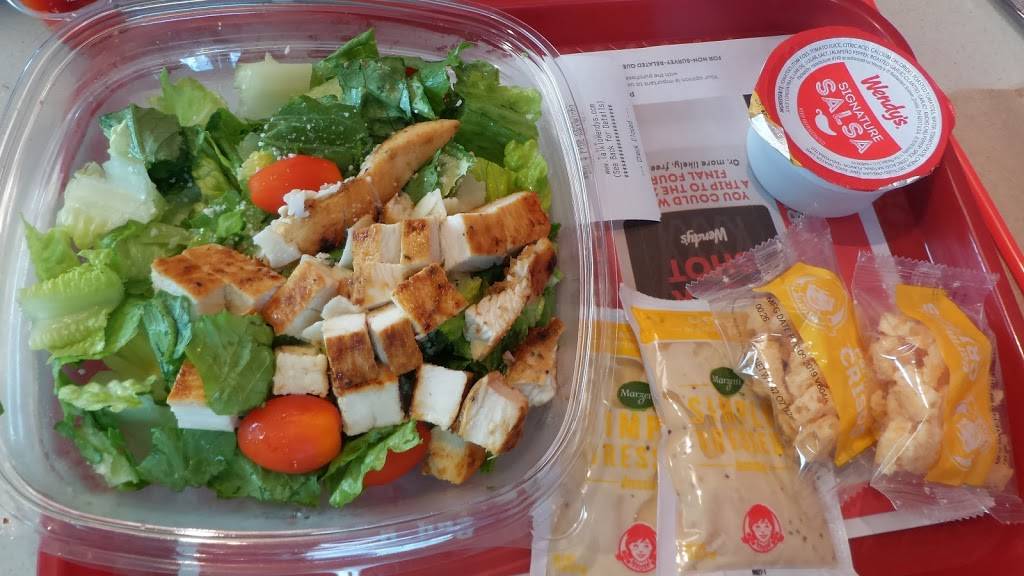 Wendys | restaurant | 177 Northshore Blvd, Slidell, LA 70460, USA | 9853262541 OR +1 985-326-2541