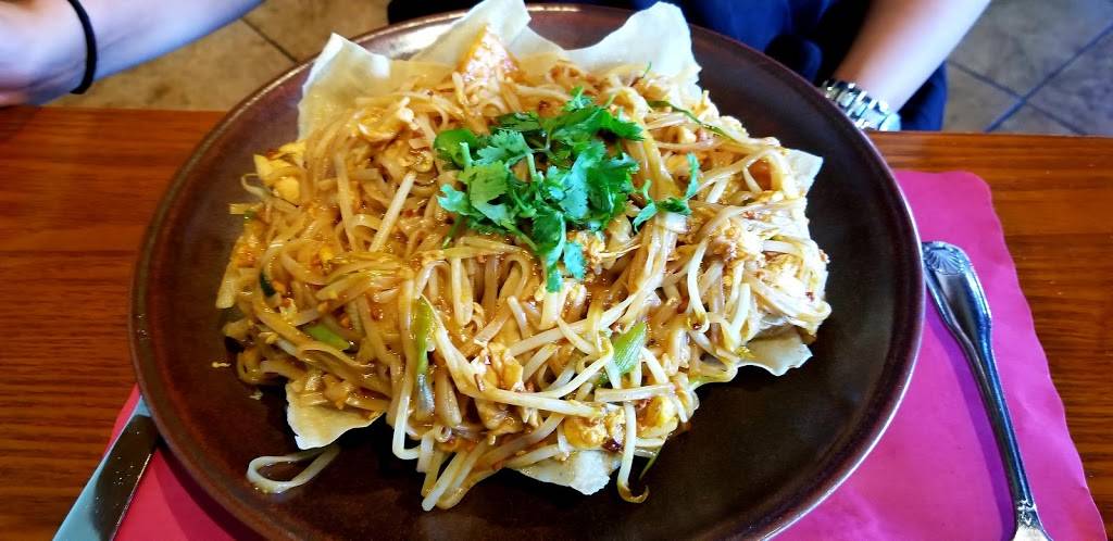 Cafe de Thai And Sushi | restaurant | 4196 Oceanside Blvd, Oceanside, CA 92056, USA | 7609455533 OR +1 760-945-5533