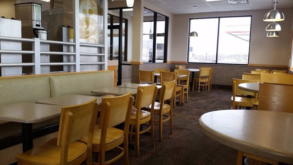 Wendys | restaurant | 9701 Veterans Memorial Pkwy, OFallon, MO 63366, USA | 6362725230 OR +1 636-272-5230