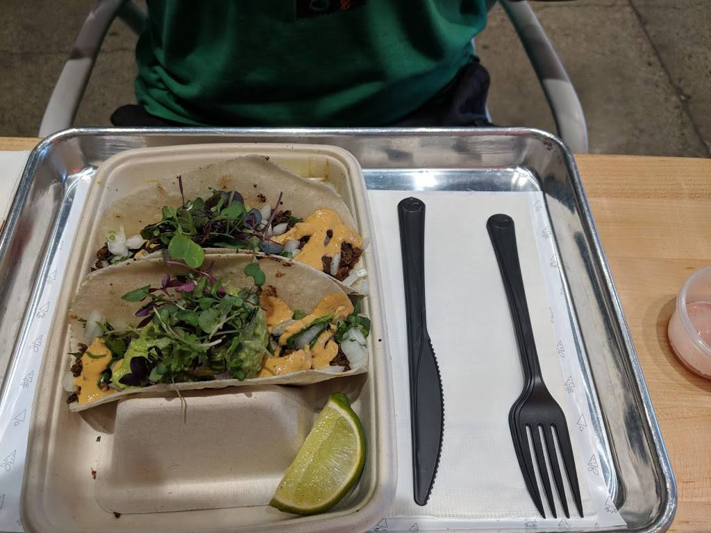 Vibe Organic Kitchen | restaurant | 1200-1300 Bristol St N, Newport Beach, CA 92660, USA | 9494784118 OR +1 949-478-4118