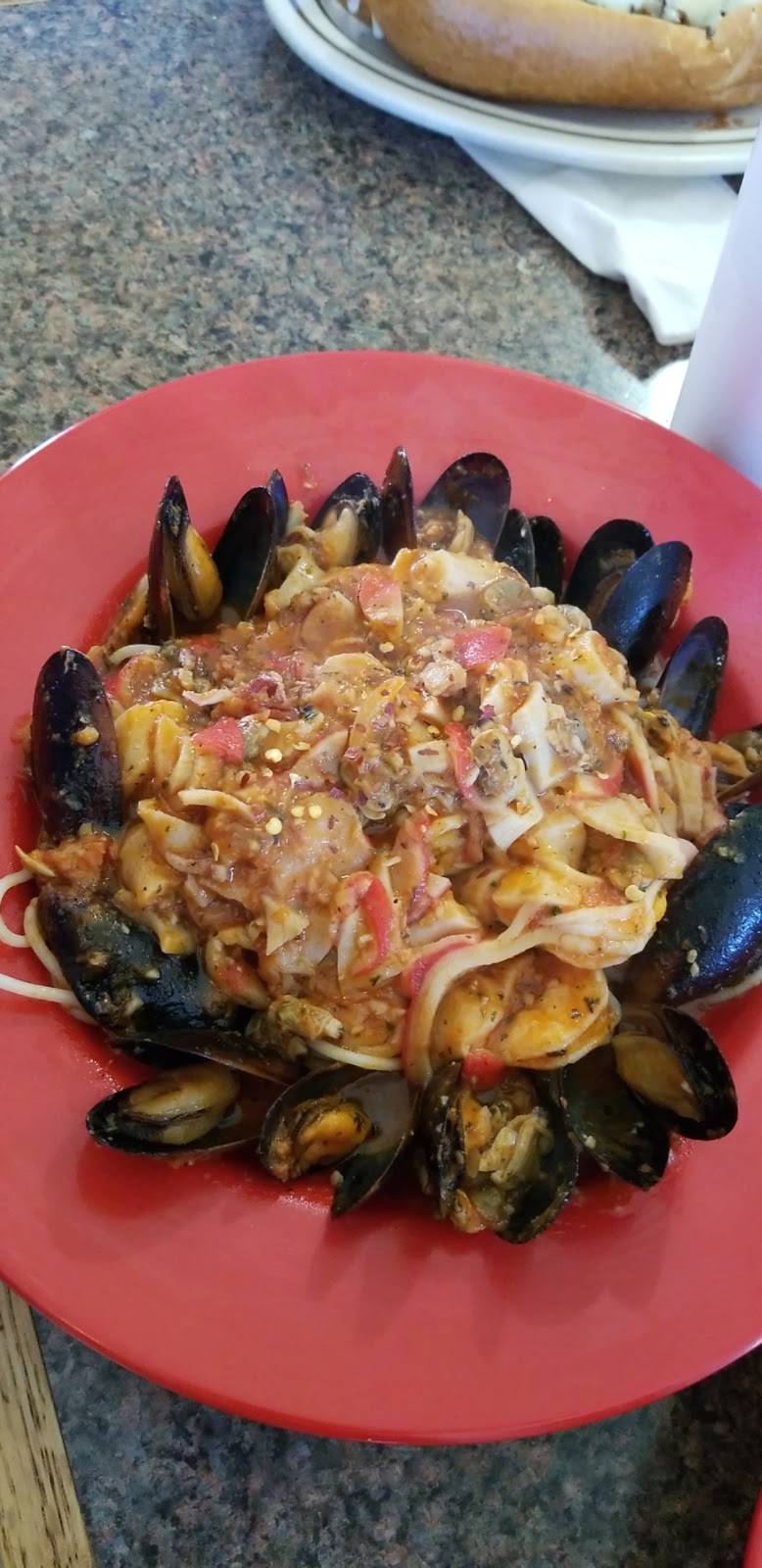 Joes Pizza Pasta and Subs | meal delivery | 4343 W Northwest Hwy, Dallas, TX 75220, USA | 2142729007 OR +1 214-272-9007