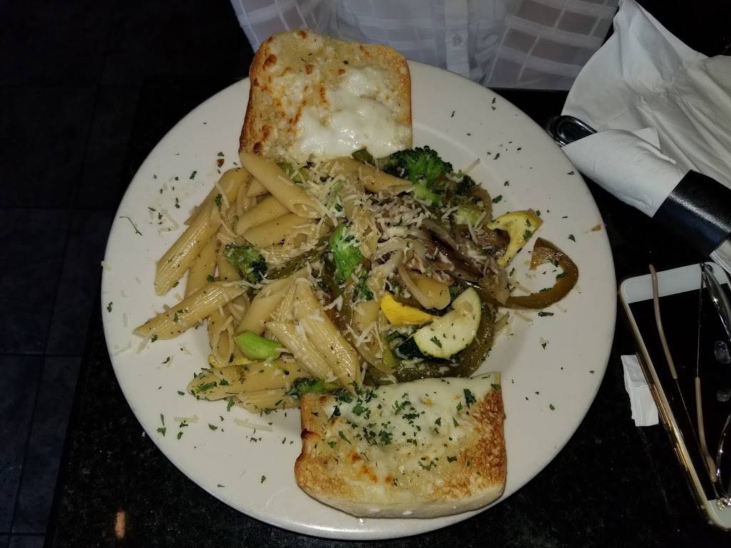 Huntington Station | restaurant | 30 E 3rd St, Morgan Hill, CA 95037, USA | 4087793376 OR +1 408-779-3376