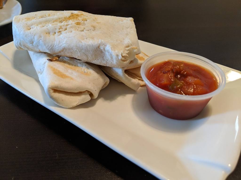 Country Fork | restaurant | 1048 Bay St, Port Rowan, ON N0E 1M0, Canada | 2265341616 OR +1 226-534-1616