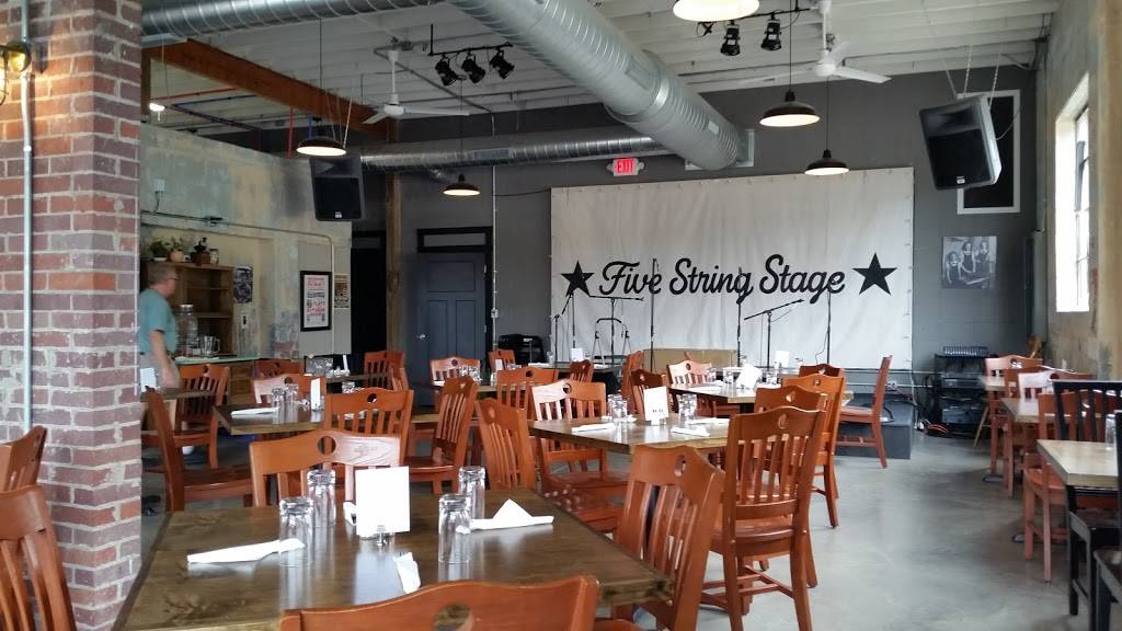 Five String Garage | restaurant | 700 Hadley Ave, Old Hickory, TN 37138, USA | 6158947188 OR +1 615-894-7188