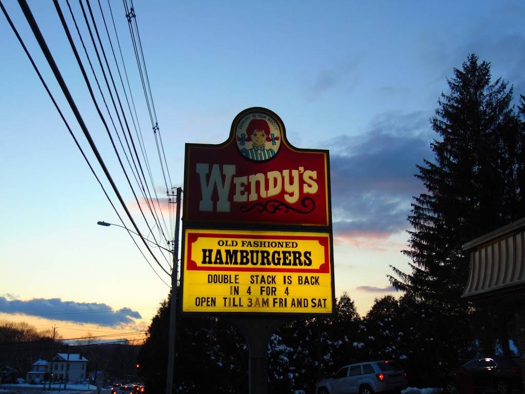 Wendys | restaurant | 657 W Main St, Norwich, CT 06360, USA | 8602374075 OR +1 860-237-4075