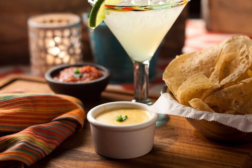 Carlos OKellys | meal takeaway | 1406 S Gilbert St, Iowa City, IA 52240, USA | 3193545800 OR +1 319-354-5800