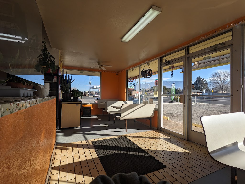 Acapulco Tacos & Burritos | restaurant | 2617 Wyoming Blvd NE, Albuquerque, NM 87112, USA | 5052378044 OR +1 505-237-8044