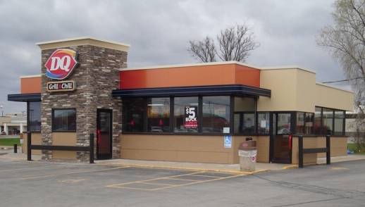 Dairy Queen Grill & Chill | restaurant | 405 8th St, Monroe, WI 53566, USA | 6083255584 OR +1 608-325-5584