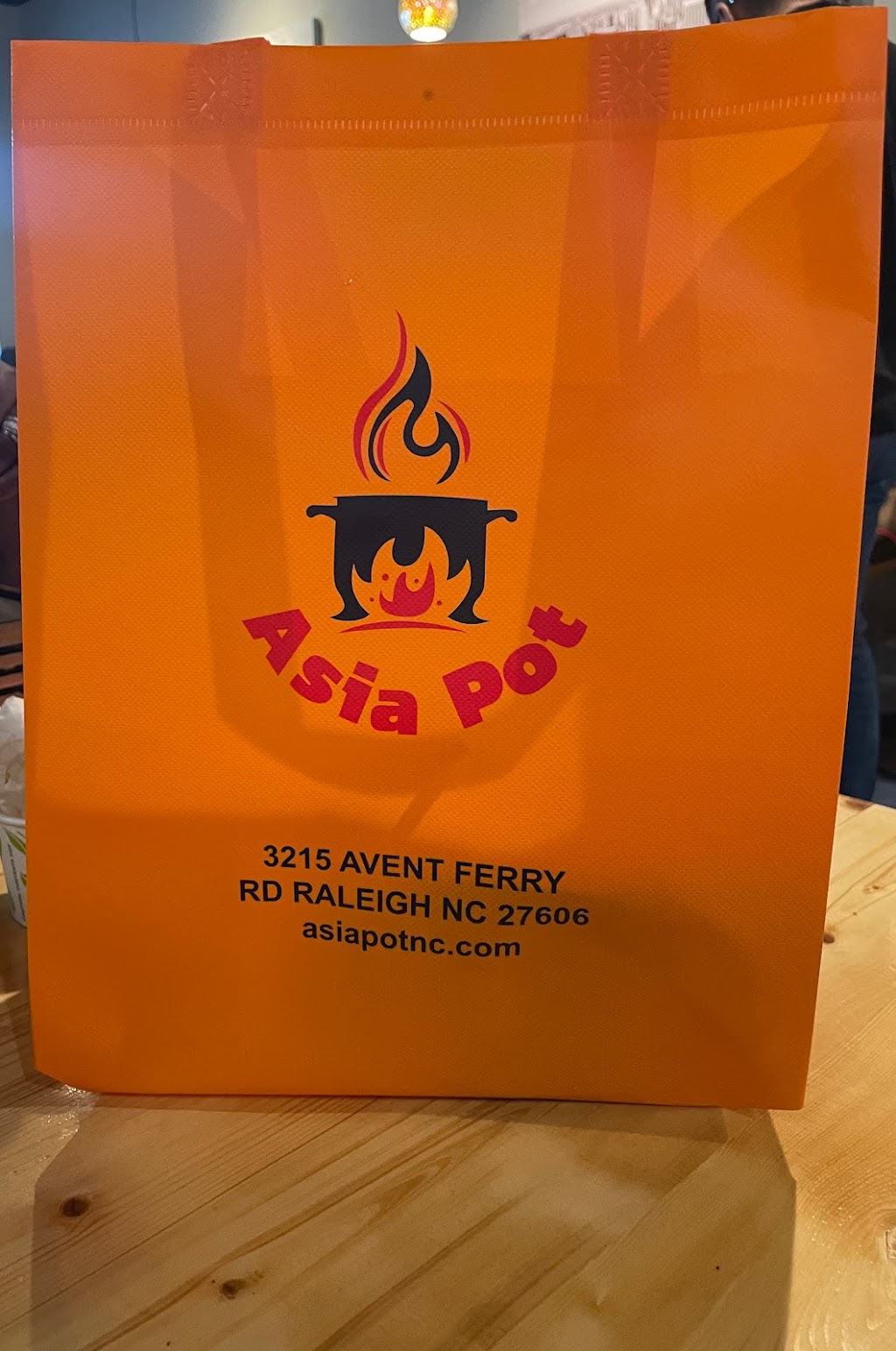 Asia Pot | restaurant | 3215 Avent Ferry Rd, Raleigh, NC 27606, USA | 9197588328 OR +1 919-758-8328