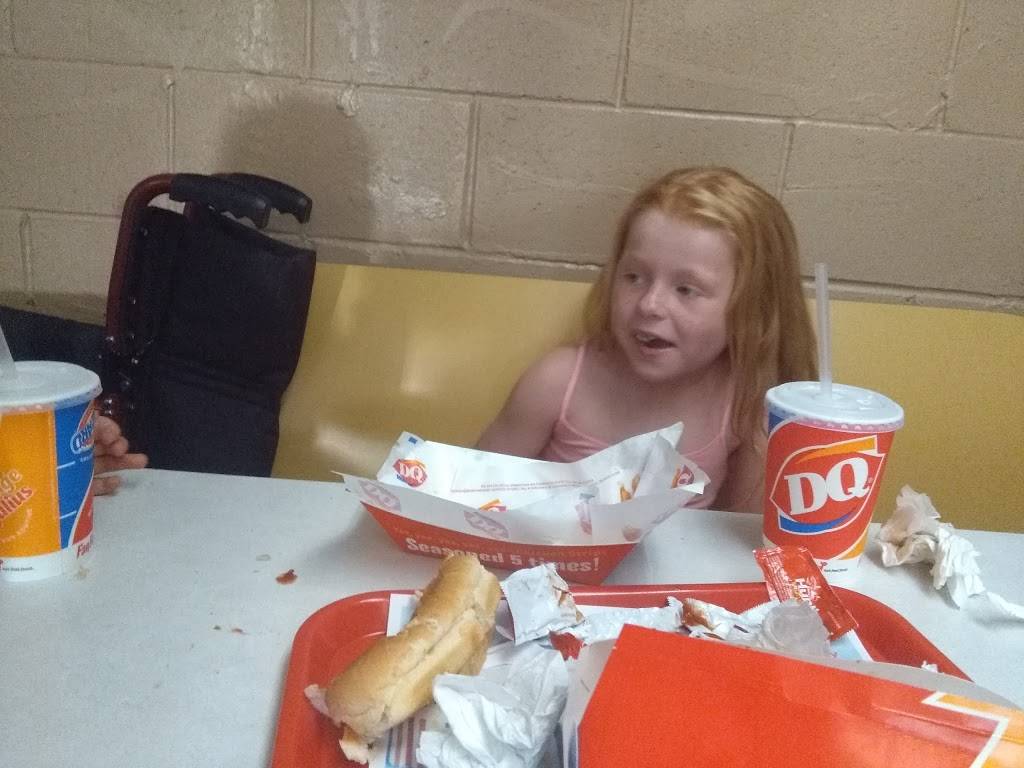 Dairy Queen | restaurant | 6760 N Dixie Dr Hwy, Dayton, OH 45414, USA | 9378901711 OR +1 937-890-1711