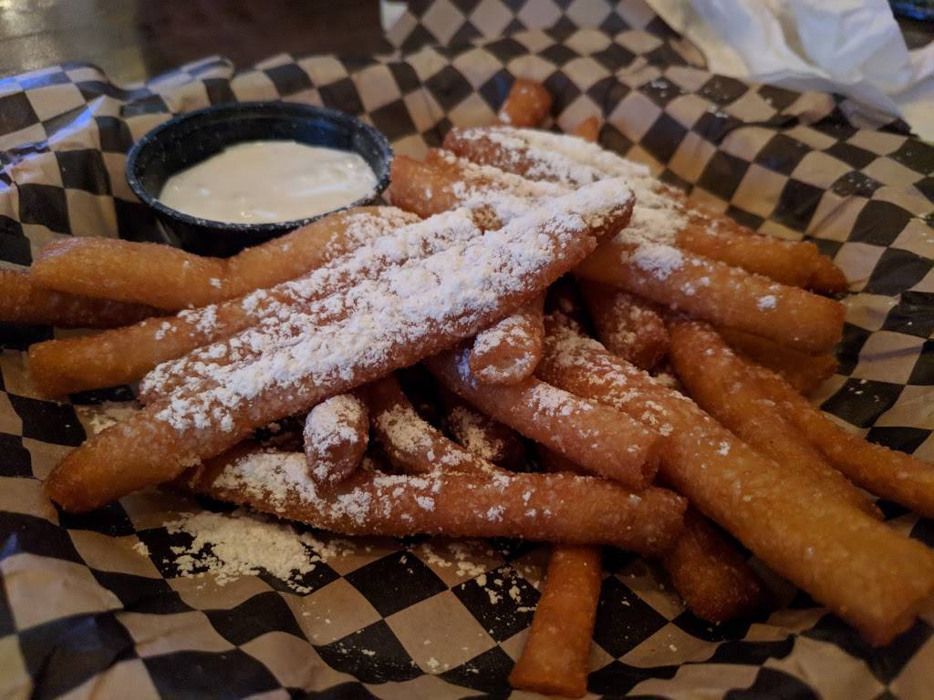 Little Bigs | restaurant | 2210 College St, Cedar Falls, IA 50613, USA | 3192602026 OR +1 319-260-2026