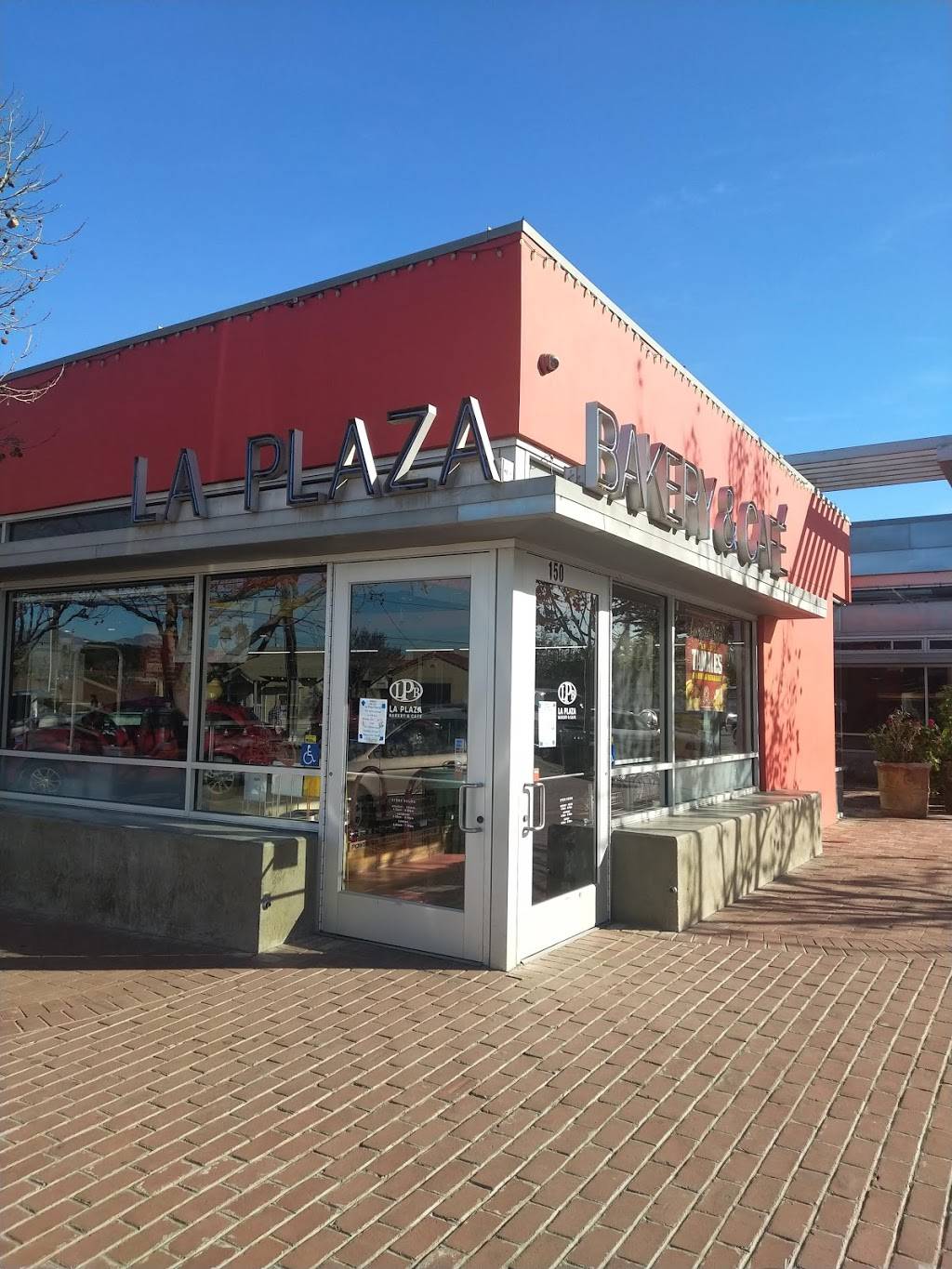 La Plaza Bakery | bakery | 150 El Camino Real, Greenfield, CA 93927, USA | 8316741157 OR +1 831-674-1157