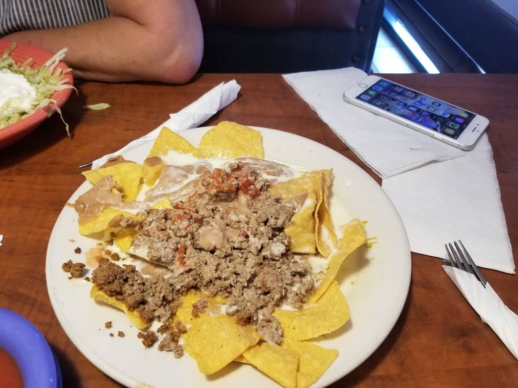 El Maguey | restaurant | 102 S Buckner Tarsney Rd, Grain Valley, MO 64029, USA | 8164432794 OR +1 816-443-2794