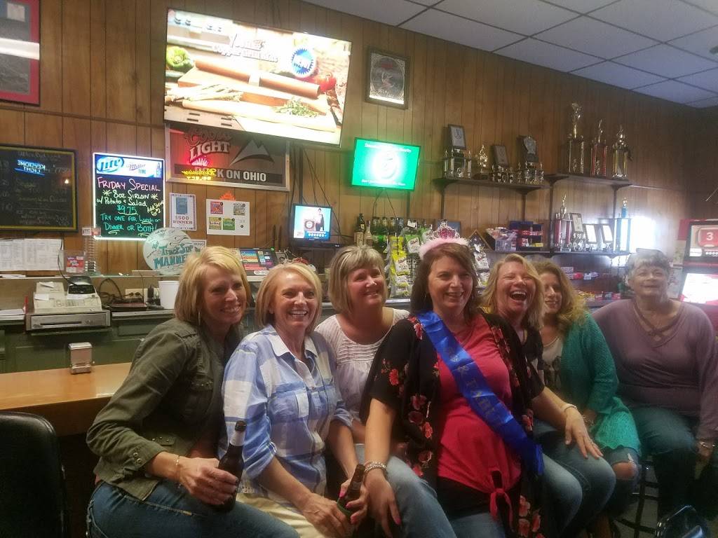 Mack & Ritas | restaurant | 102 Main St, Miller City, OH 45864, USA | 4198763571 OR +1 419-876-3571