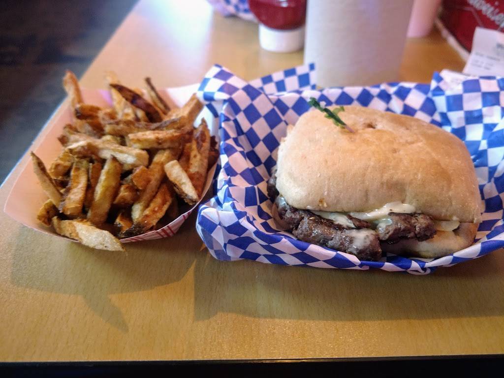 Burger Nation | restaurant | 3112 N Navarro St, Victoria, TX 77901, USA | 3618948974 OR +1 361-894-8974