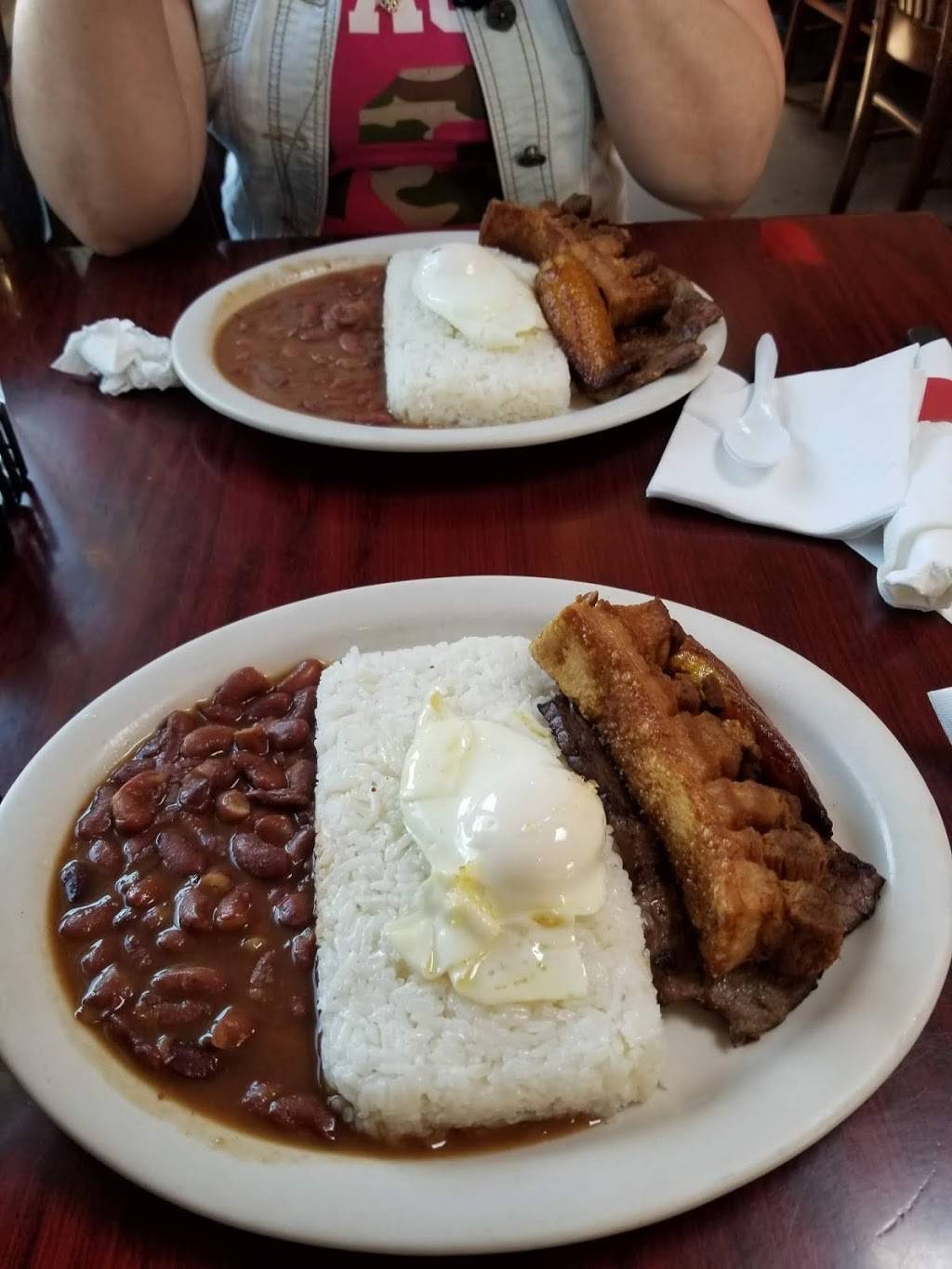 La Fonda Bar Restaurante | restaurant | 269 Franklin Ave, Hartford, CT 06114, USA | 8602968256 OR +1 860-296-8256