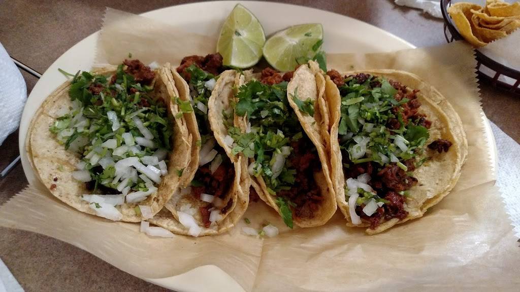 Taqueria El Comal | restaurant | 828 E Winona Ave, Warsaw, IN 46580, USA | 5742671501 OR +1 574-267-1501