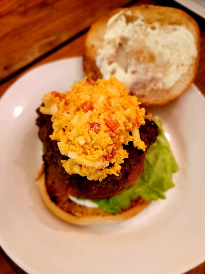 The Rubber Biscuit Food Truck | restaurant | 7667 Hwy 165, Columbia, LA 71418, USA | 3183727140 OR +1 318-372-7140