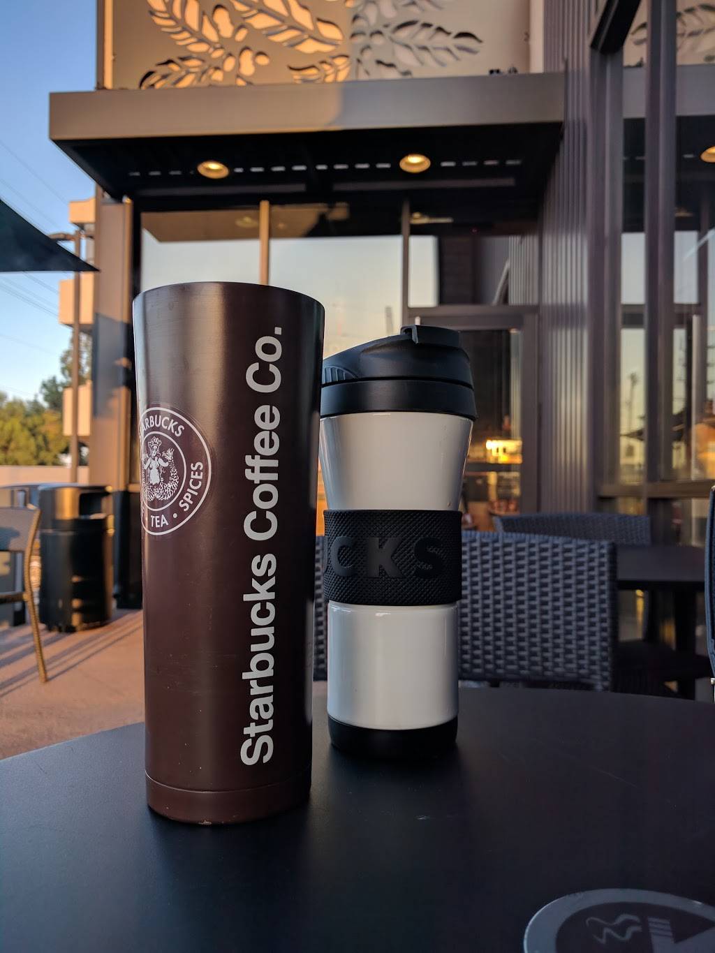 Starbucks | cafe | 11109 Sepulveda Blvd, Mission Hills, CA 91345, USA | 7473007500 OR +1 747-300-7500