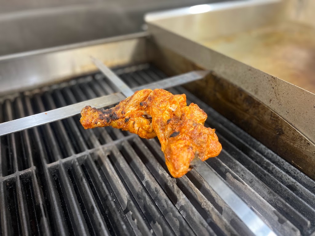 Chick Fry | restaurant | 133 E South St, Plano, IL 60545, USA | 3318084011 OR +1 331-808-4011