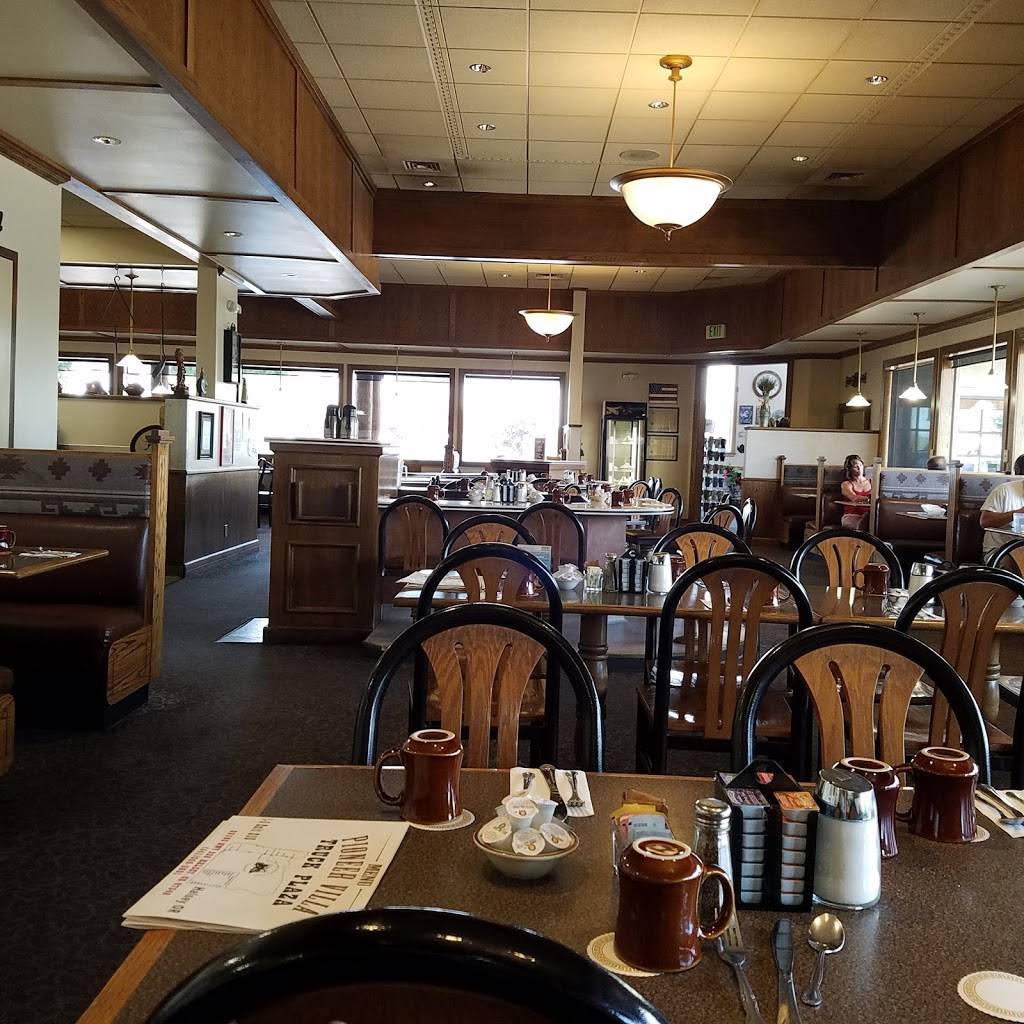 Pioneer Villa Truck Plaza | night club | 33180 OR-228, Halsey, OR 97348, USA | 5413692801 OR +1 541-369-2801