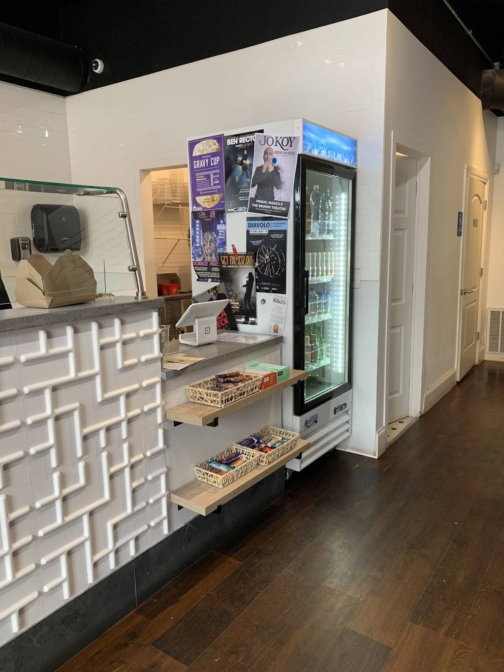 Lueberry | restaurant | 808 E Market St, Louisville, KY 40206, USA | 5027420640 OR +1 502-742-0640