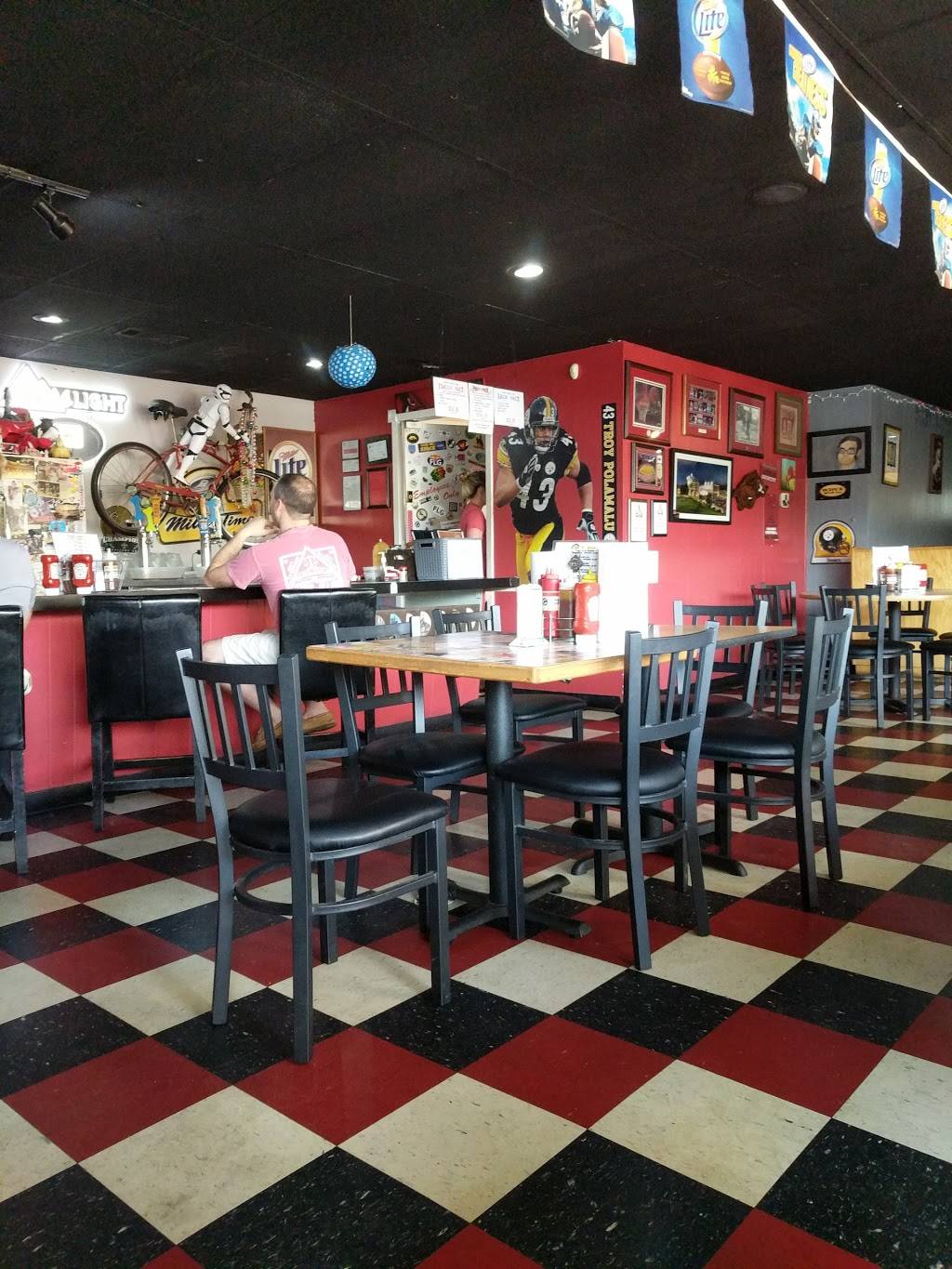 Lucky Lukes BBQ | restaurant | 1220 Garland Ave # 1, Fayetteville, AR 72703, USA | 4795217550 OR +1 479-521-7550