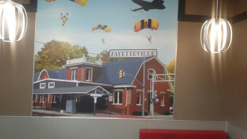 Hardees | restaurant | 2497 Hope Mills Rd, Fayetteville, NC 28304, USA | 9104243555 OR +1 910-424-3555