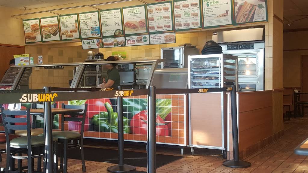 Subway | restaurant | 4741 Hiawatha Ave, Minneapolis, MN 55406, USA | 6127217534 OR +1 612-721-7534