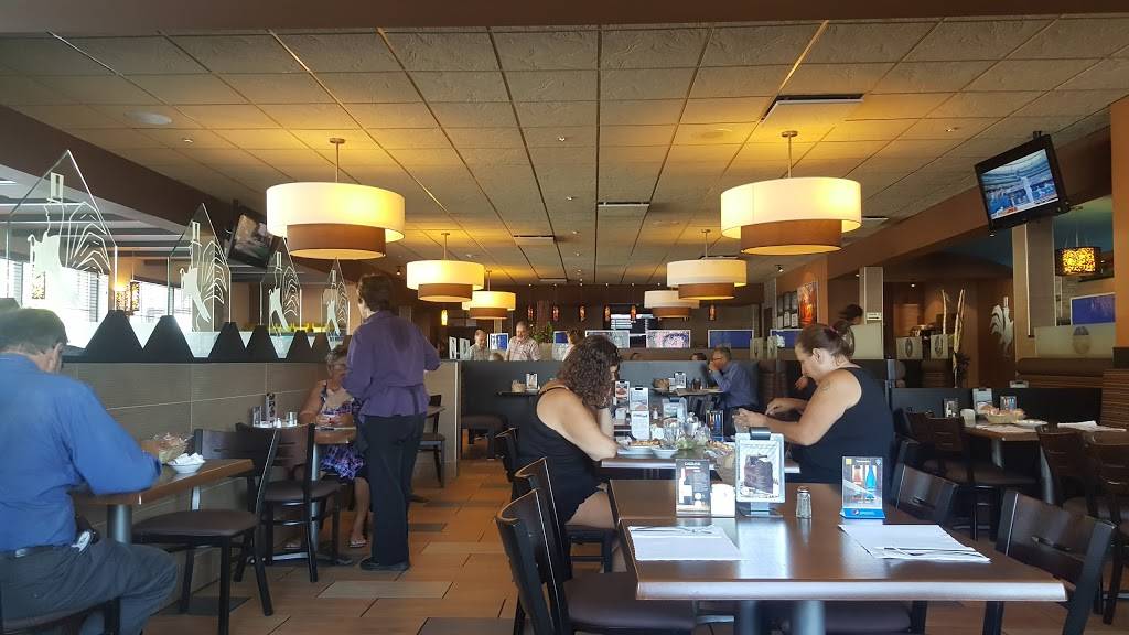 Restaurant Ti-Père B B Q | restaurant | 2995 Boulevard Laframboise, Saint-Hyacinthe, QC J2S 4Z3, Canada | 4507739777 OR +1 450-773-9777