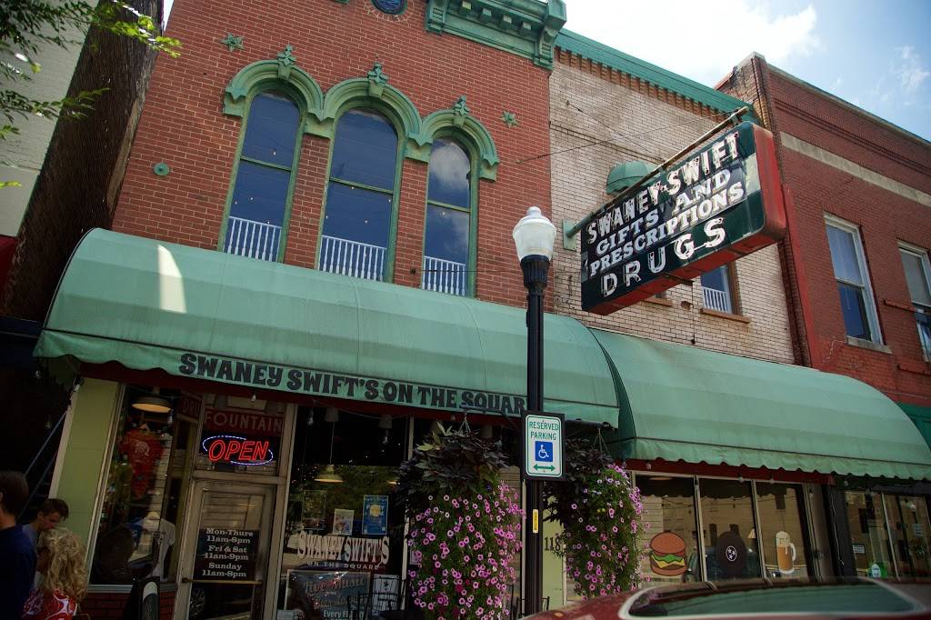 Swaney Swifts on the Square | restaurant | 118 N Water Ave, Gallatin, TN 37066, USA | 6156754366 OR +1 615-675-4366
