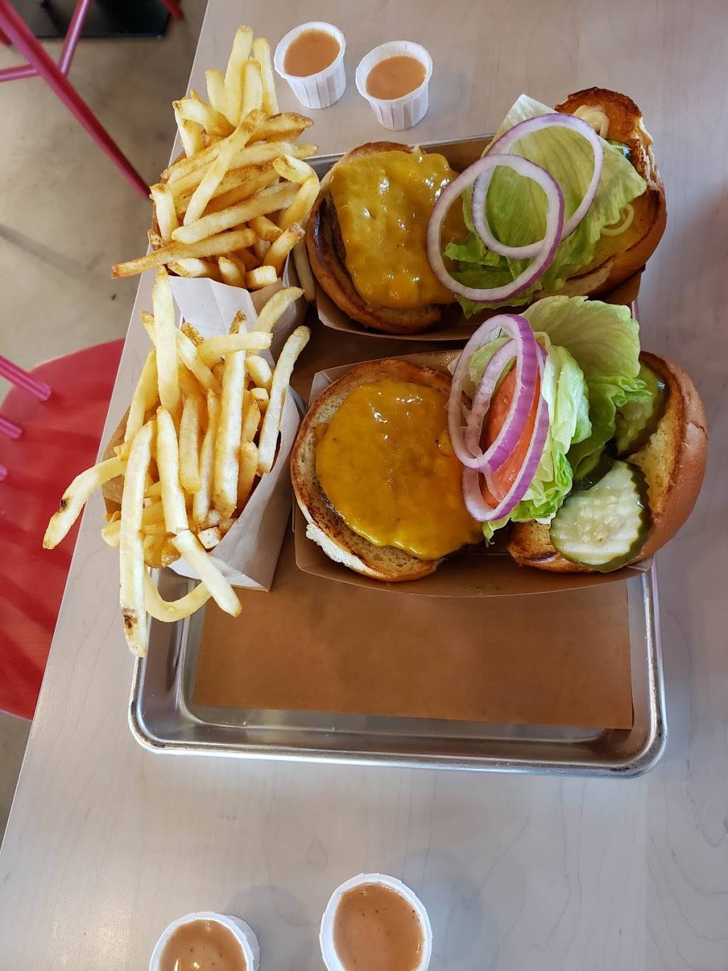 Hat Creek Burger Company | restaurant | 99 Old Waco Rd, Temple, TX 76502, USA | 2542313164 OR +1 254-231-3164